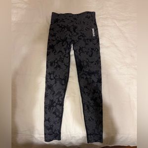 Gymshark Black Camo legging